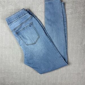 Seven7 Light Wash Pull-On Skinny Jeggings Women’s Size M (6-8-10)